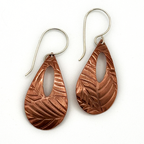 Bronze leaf pattern teardrop earrings