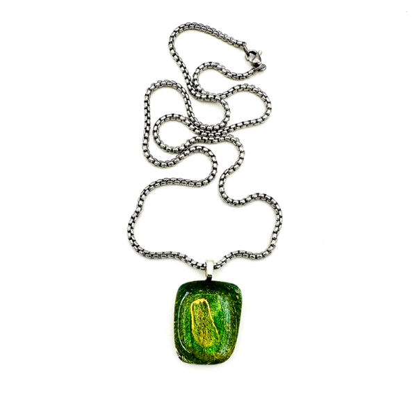 Verdant Glow Pendant